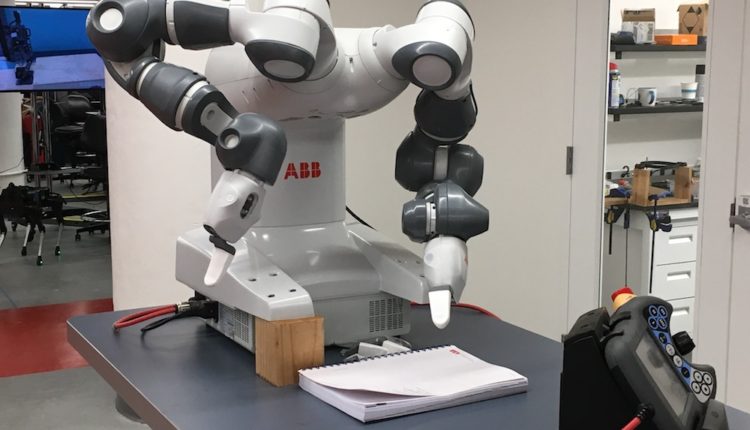 AWS, MassRobotics Announce Robotics Accelerator - TheVentureCation.com